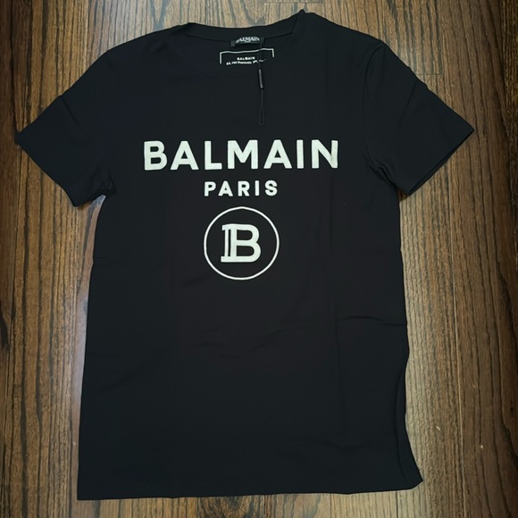 BALMAIN Paris T-Shirt Size XS ‼️‼️Guaranteed Authentic‼️‼️
